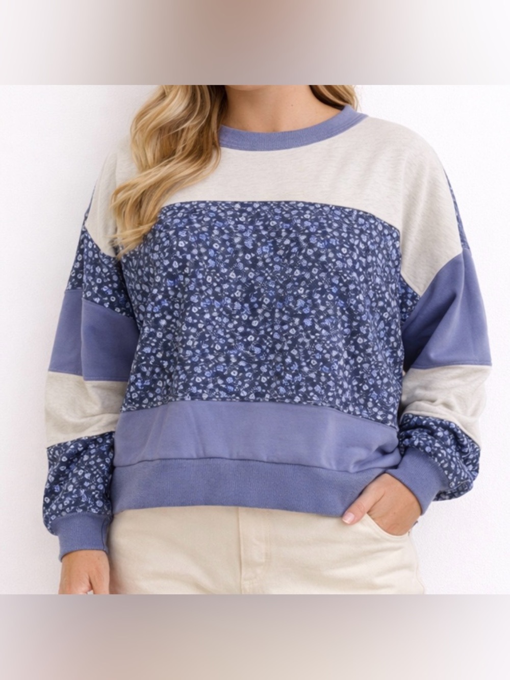 NEW Altar’d State Blue Floral Pullover Sweatshirt Size XL NWT